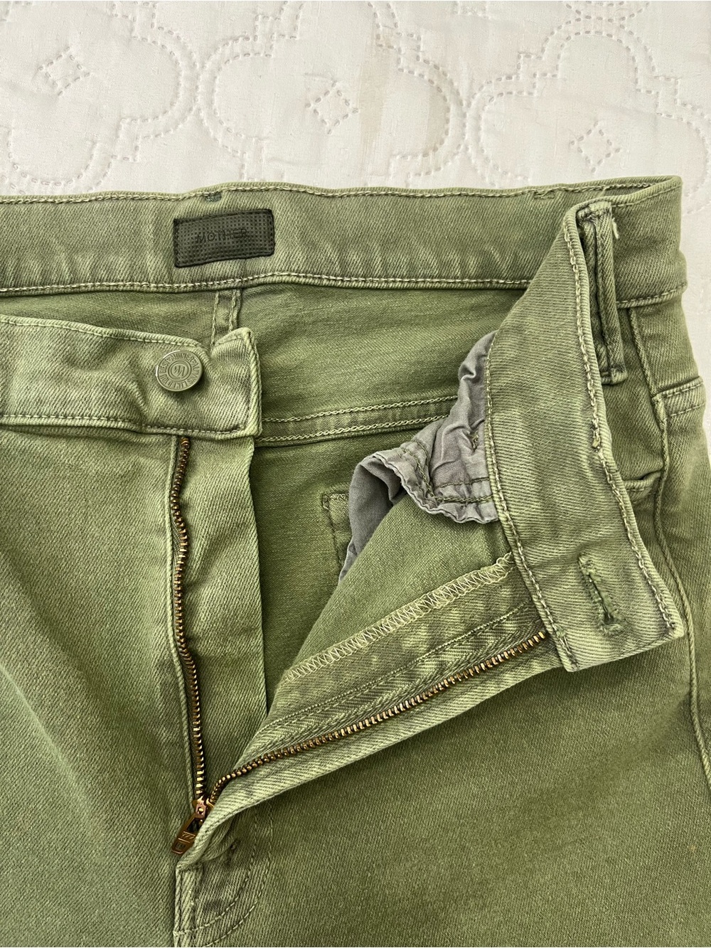 MOTHER The Hustler Ankle Fray Dark Olive Jeans - Picture 7 of 17